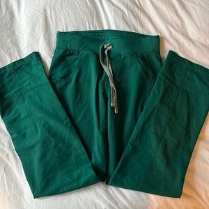 Figs Women's XS Kade Cargo Scrub Bottoms